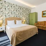 Casa Monte Verde ゲストハウス ブラショフ