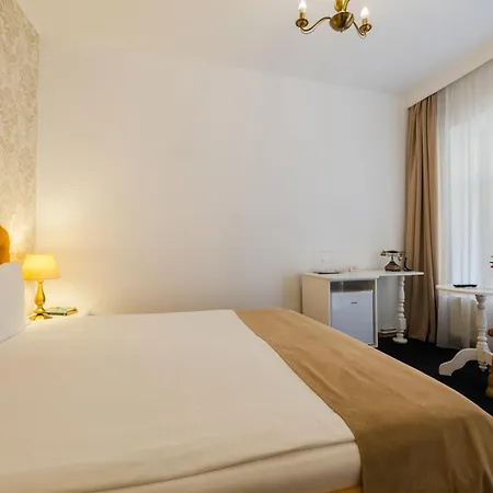 蒙特沃德之家旅馆 招待所 布拉索夫