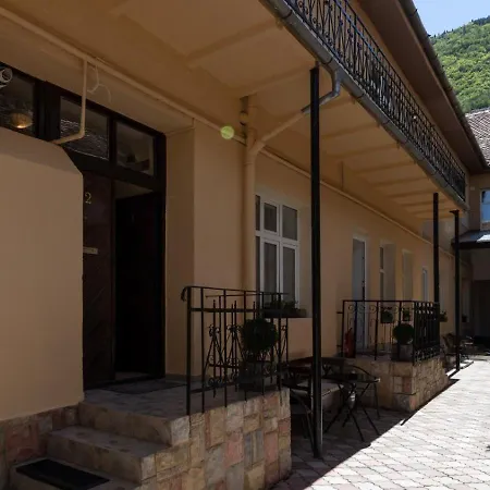 蒙特沃德之家旅馆 招待所 布拉索夫